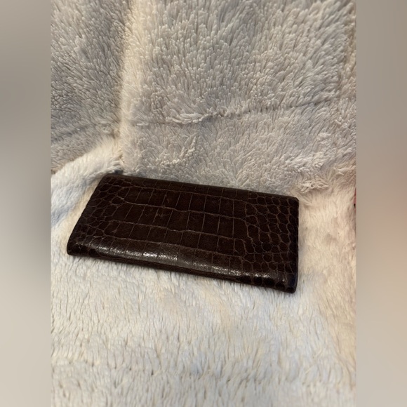 Miu Miu Brown Croc Embossed Wallet - Picture 3 of 15